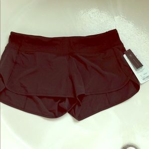 Lululemon Speed Short size 10 - Black